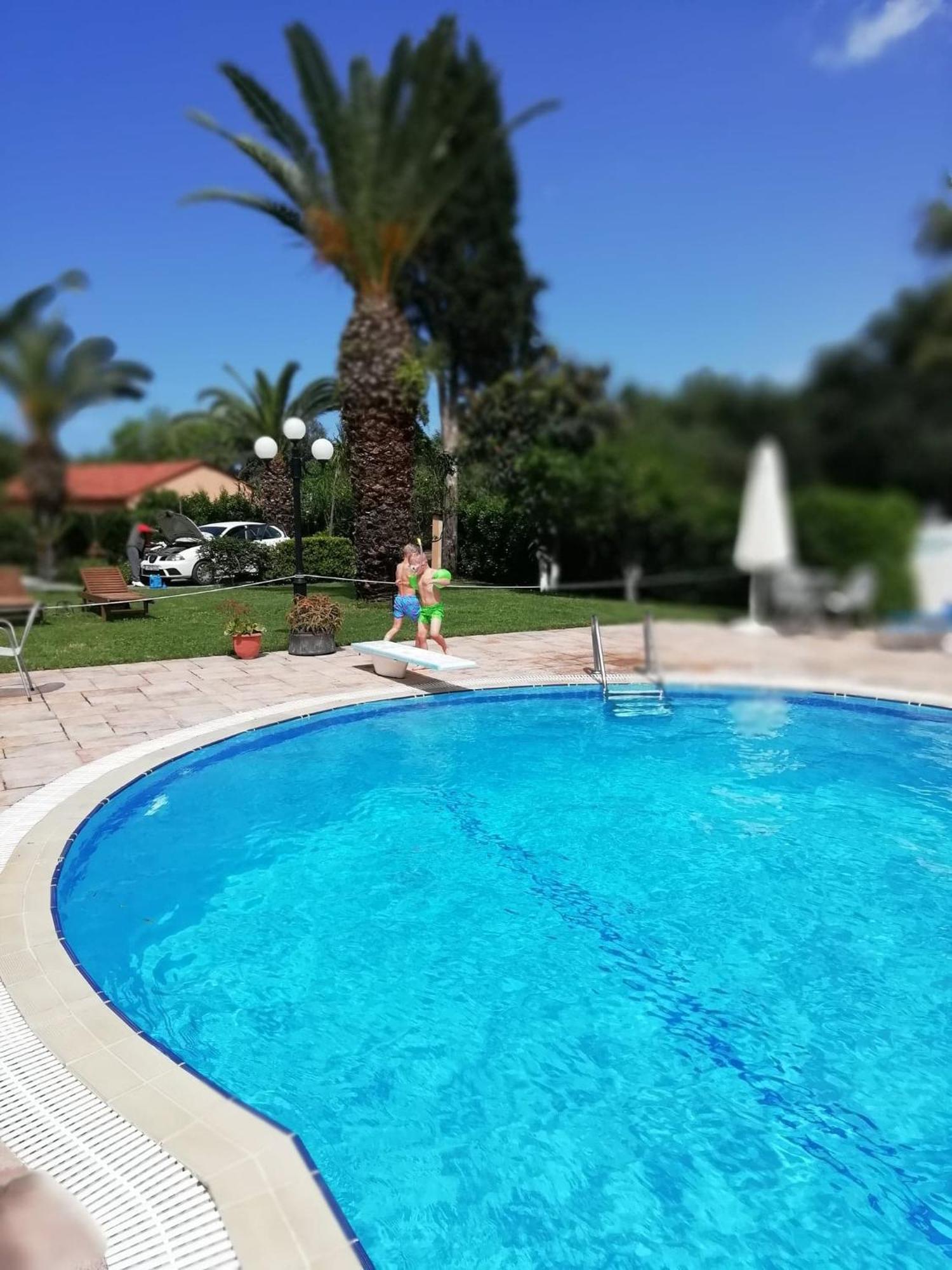 Poseidon Suites By Corfuescapes Agios Gordios  Exterior foto