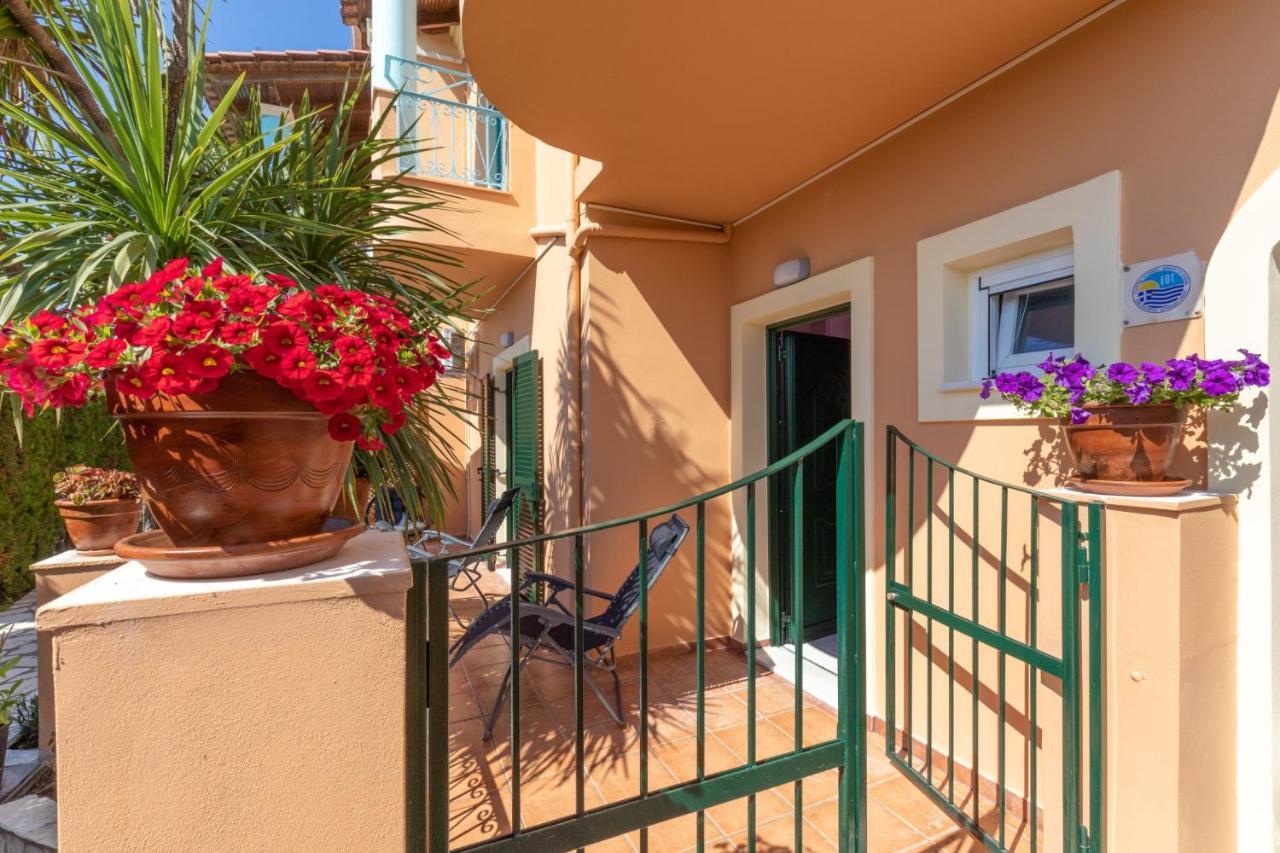 Poseidon Suites By Corfuescapes Agios Gordios  Exterior foto
